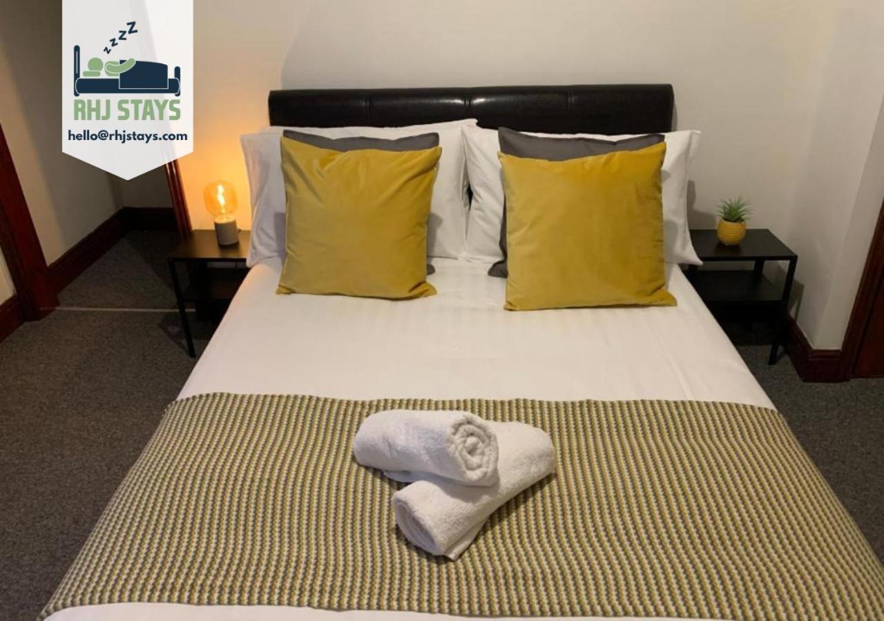 Rodsley - 2 Bedroom 1St Floor Flat Free Parking Wifi And Netflix 盖茨黑德 外观 照片