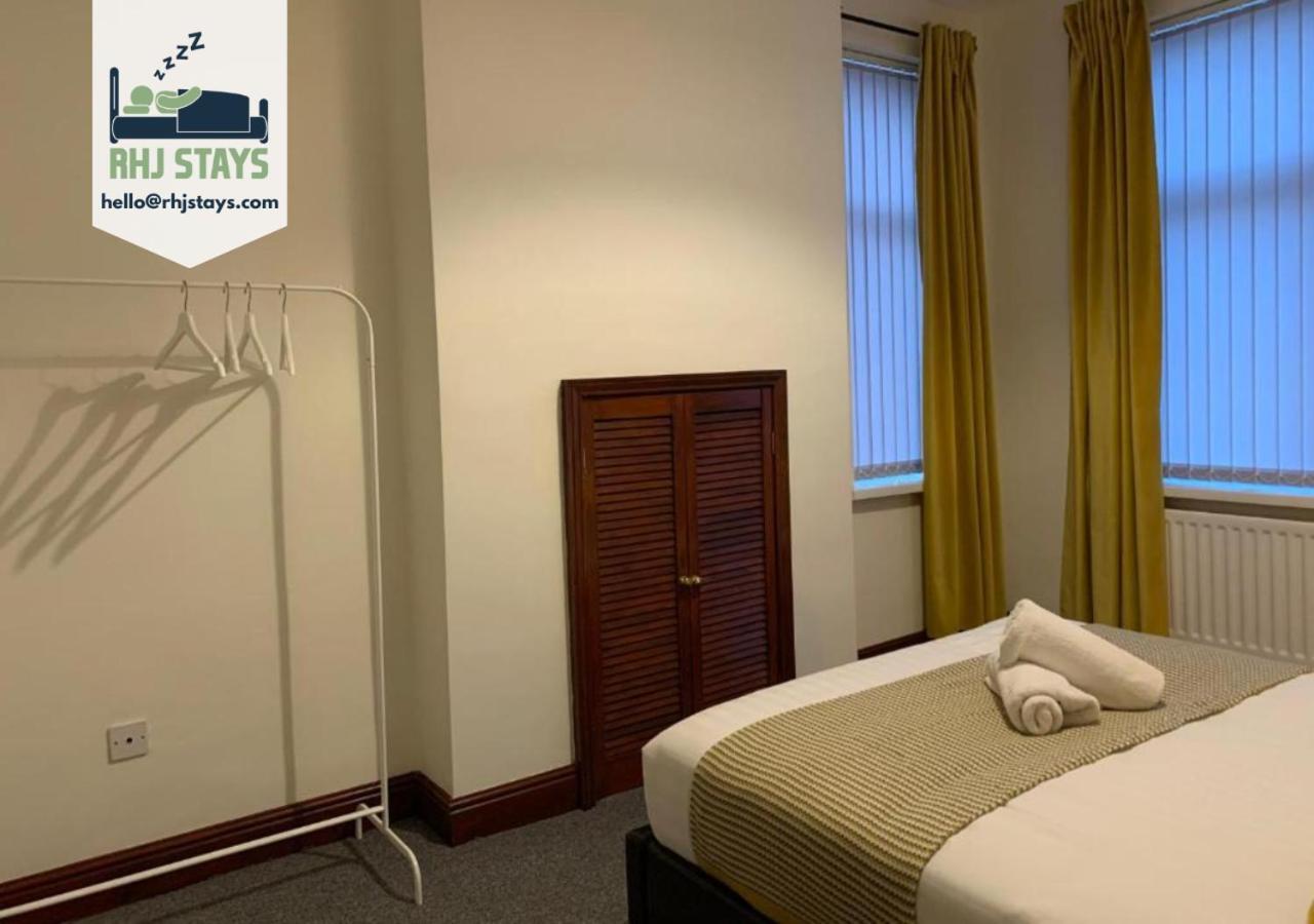 Rodsley - 2 Bedroom 1St Floor Flat Free Parking Wifi And Netflix 盖茨黑德 外观 照片