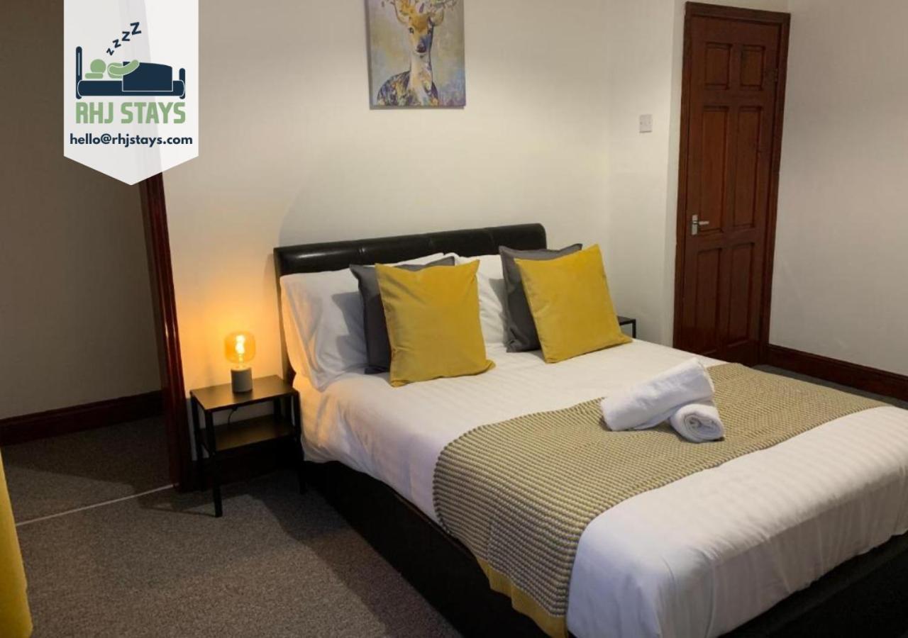 Rodsley - 2 Bedroom 1St Floor Flat Free Parking Wifi And Netflix 盖茨黑德 外观 照片